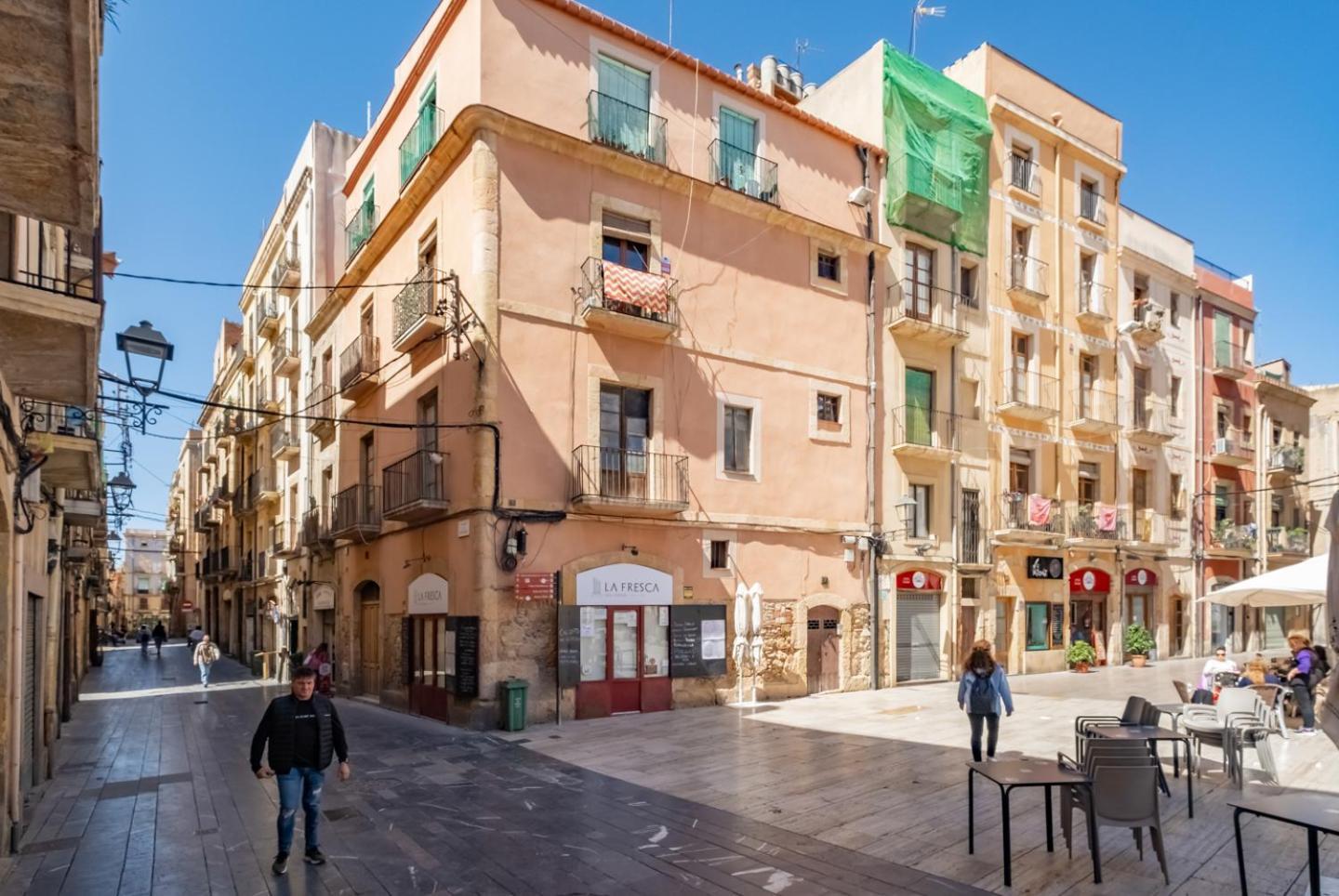Apartamento En El Corazon De Tarragona. Planta Baja Con Patio. Eksteriør bilde