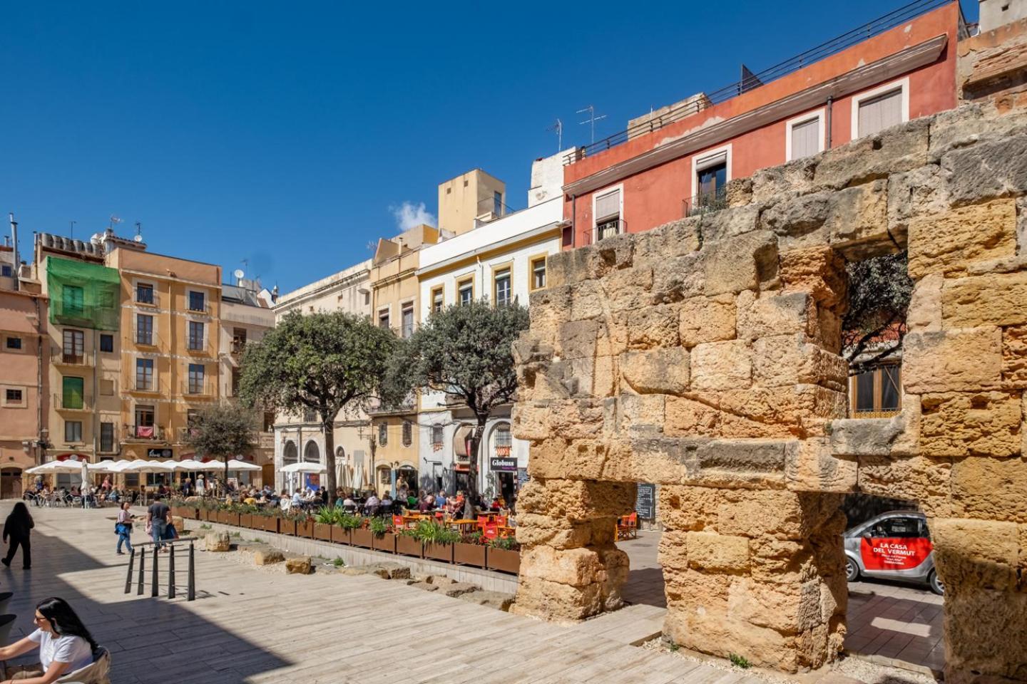 Apartamento En El Corazon De Tarragona. Planta Baja Con Patio. Eksteriør bilde